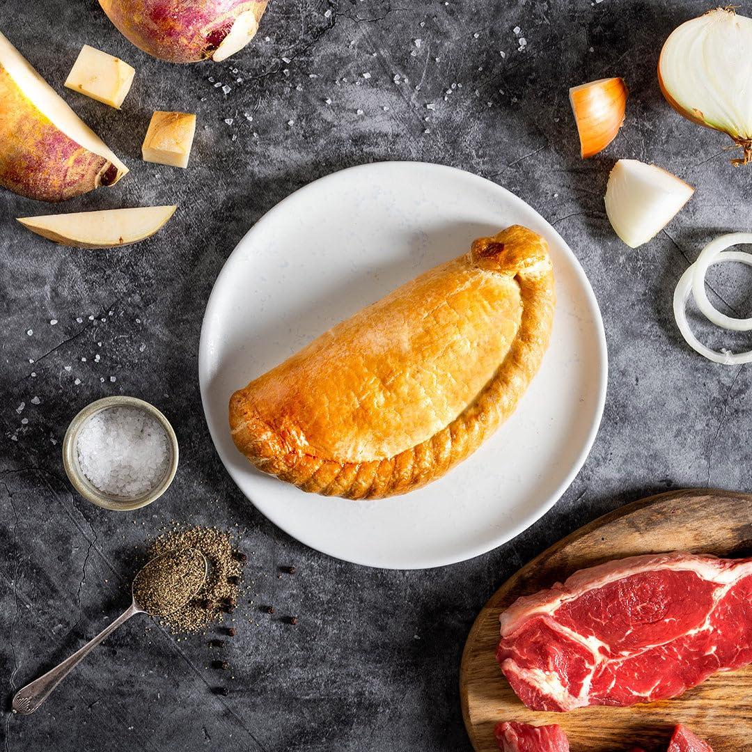 The Cornish Company 6 x Medium Gourmet Steak Cornish Pasties - Authentic Handmade Traditional Cornish Steak Pasties - Perfect for Lunch, Snacks, or Gifts