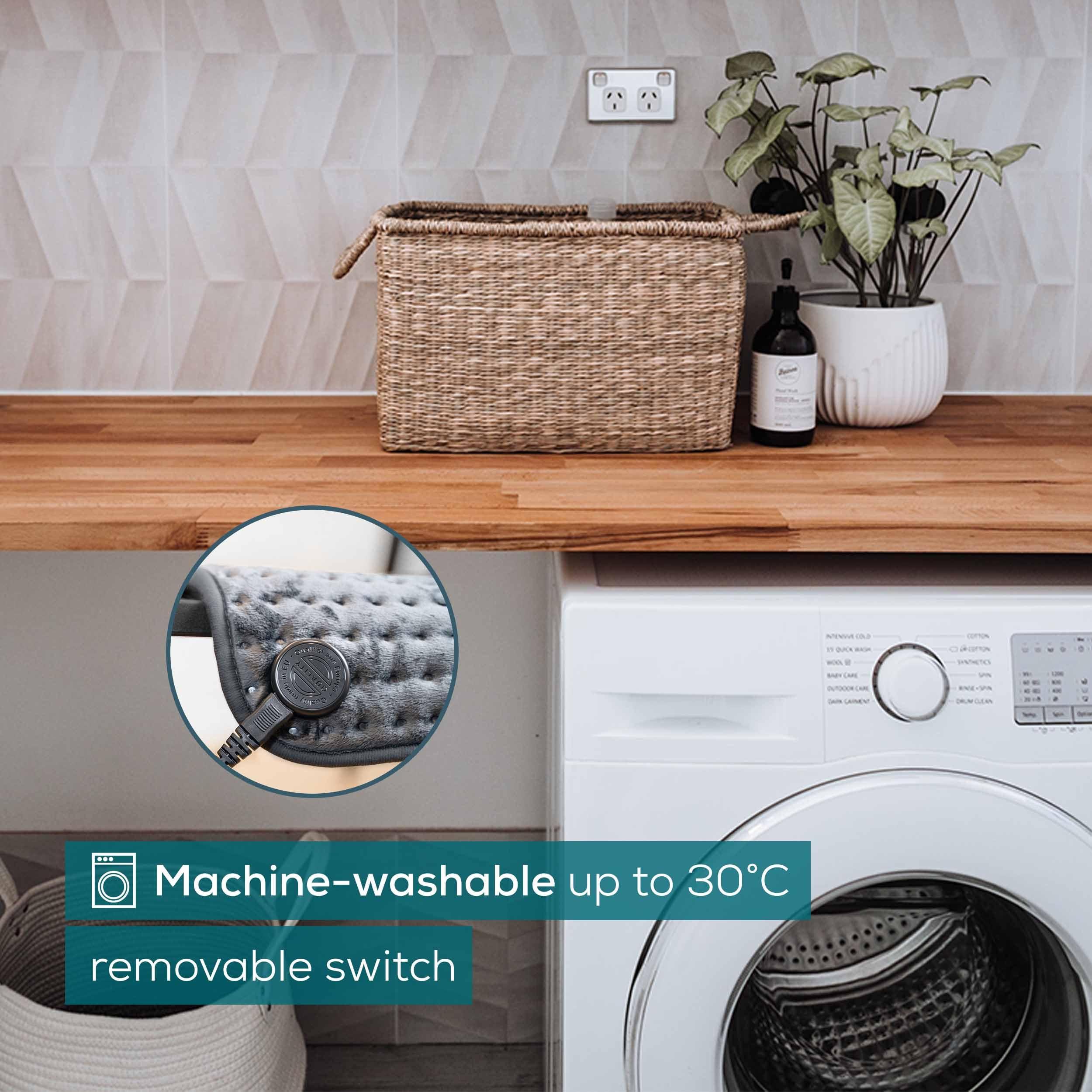 Beurer Beurer HK123 Green Planet Heating Pad, Made in Europe, Top and Bottom Made from 100% Recycled Material, Cuddly Soft, 60 x 30 cm, 6 Temperature Levels and Automatic Shut-Off, Machine Washable, Grey