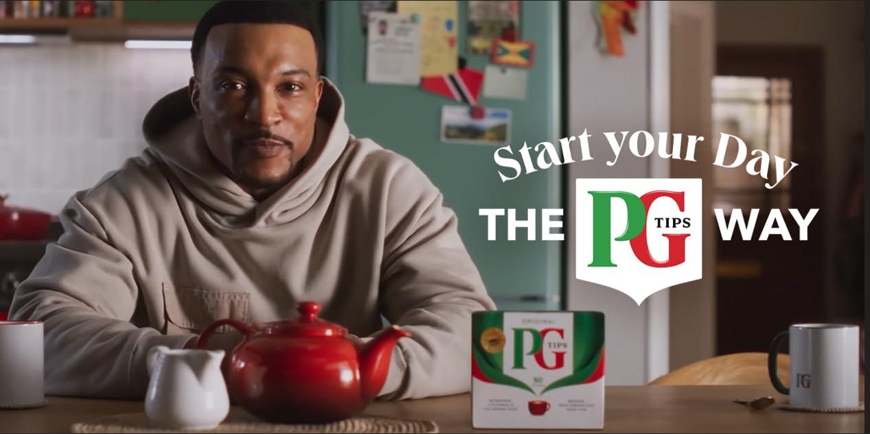 PG Tips PG Tips Loose Black Tea Leaves, Bulk Pack of 12 (Total 960 Cups of Tea)