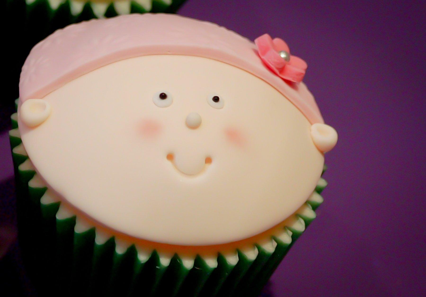 Purple Cupcakes Foam Balls for Domed Cupcake Toppers (Box 6)