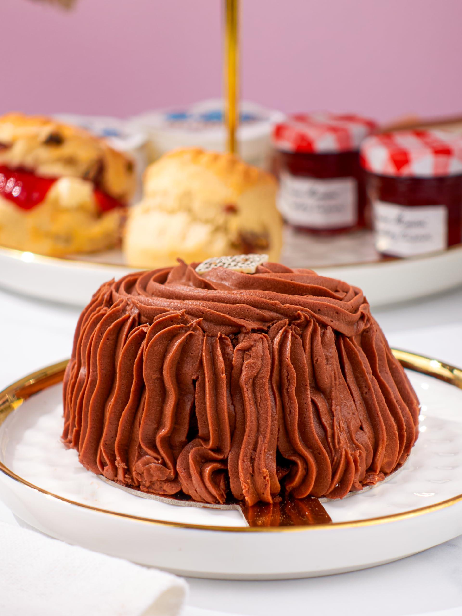 Patisserie Valerie Patisserie Valerie Classic Cream Tea Hamper for 2 Afternoon Tea Gift Set with Fresh Scones, Handmade Cakes, Jam, Clotted Cream & Loose-Tea Food Hamper ideal for Birthdays - Handmade in the UK