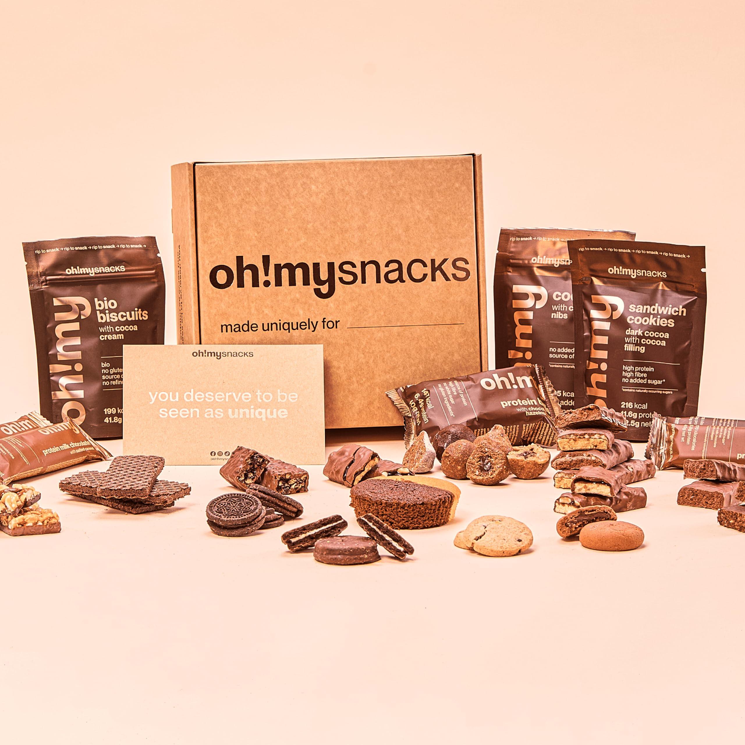 Oh My Snacks Oh!mysnacks Christmas Hamper - Personalised Gift Hamper of Healthy Snacks | Snack Hamper for Adults with Protein Bars, Cookies and other Low Calorie Sweets | Christmas Food Hamper (60 Snacks)