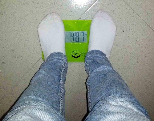 Newline NY NewlineNY Lightest Step On Super Mini Travel Bathroom Scale, SBB0638SM-GN Green