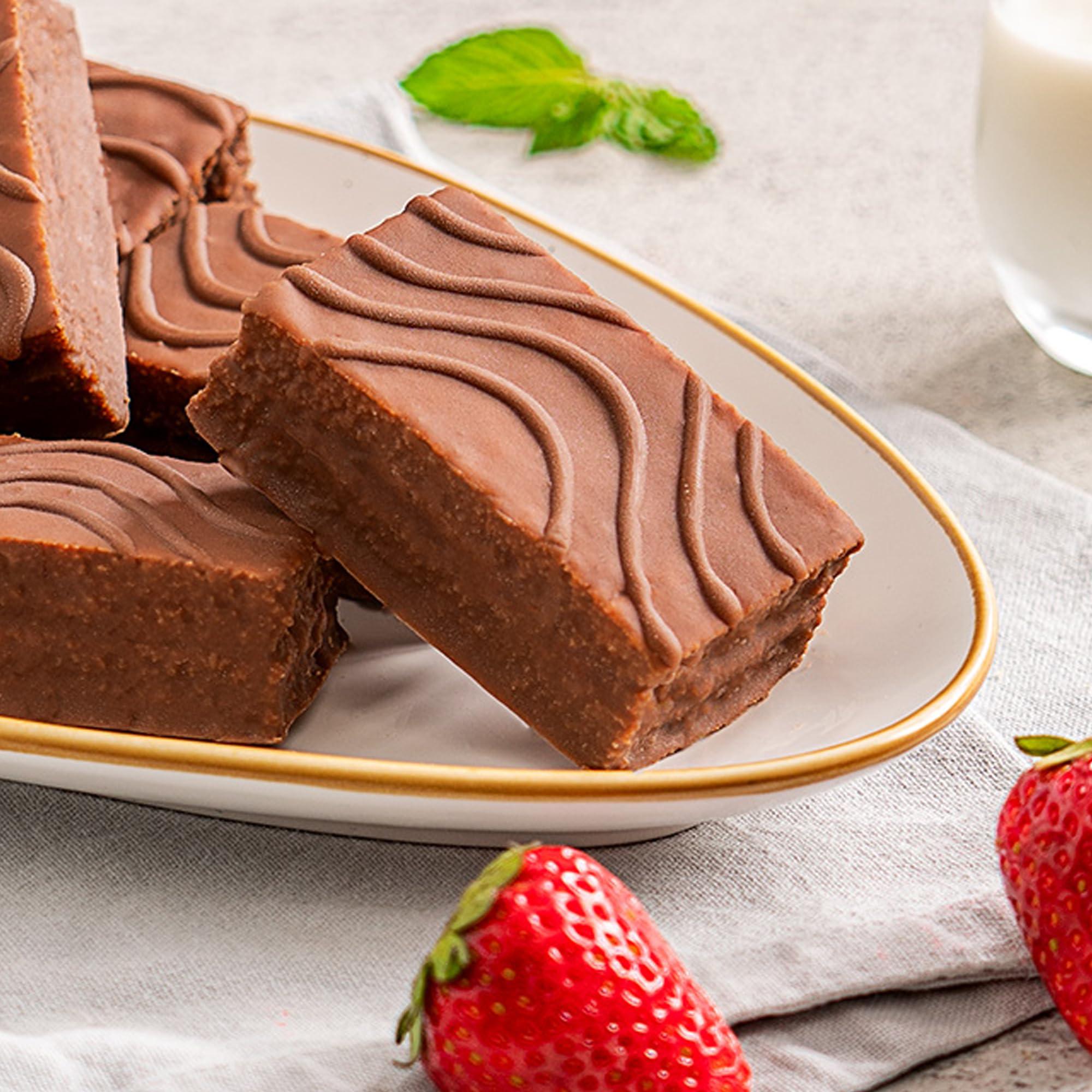 qubros Prestige Milk Cream Halal Cake Bars 300g | Halal Sponge Cake Bars | 10 Cake Bars in a Pack | No GMO | No Hydrogenated Fats | Halal Certified (Milk Cream Bars, 2 Pack)