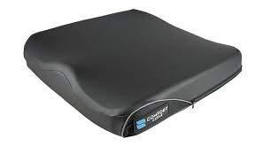 The Comfort Company Curve Wheelchair Cushion Size: 18 x 20, Cover Type: Stretch-Air by The Comfort Company
