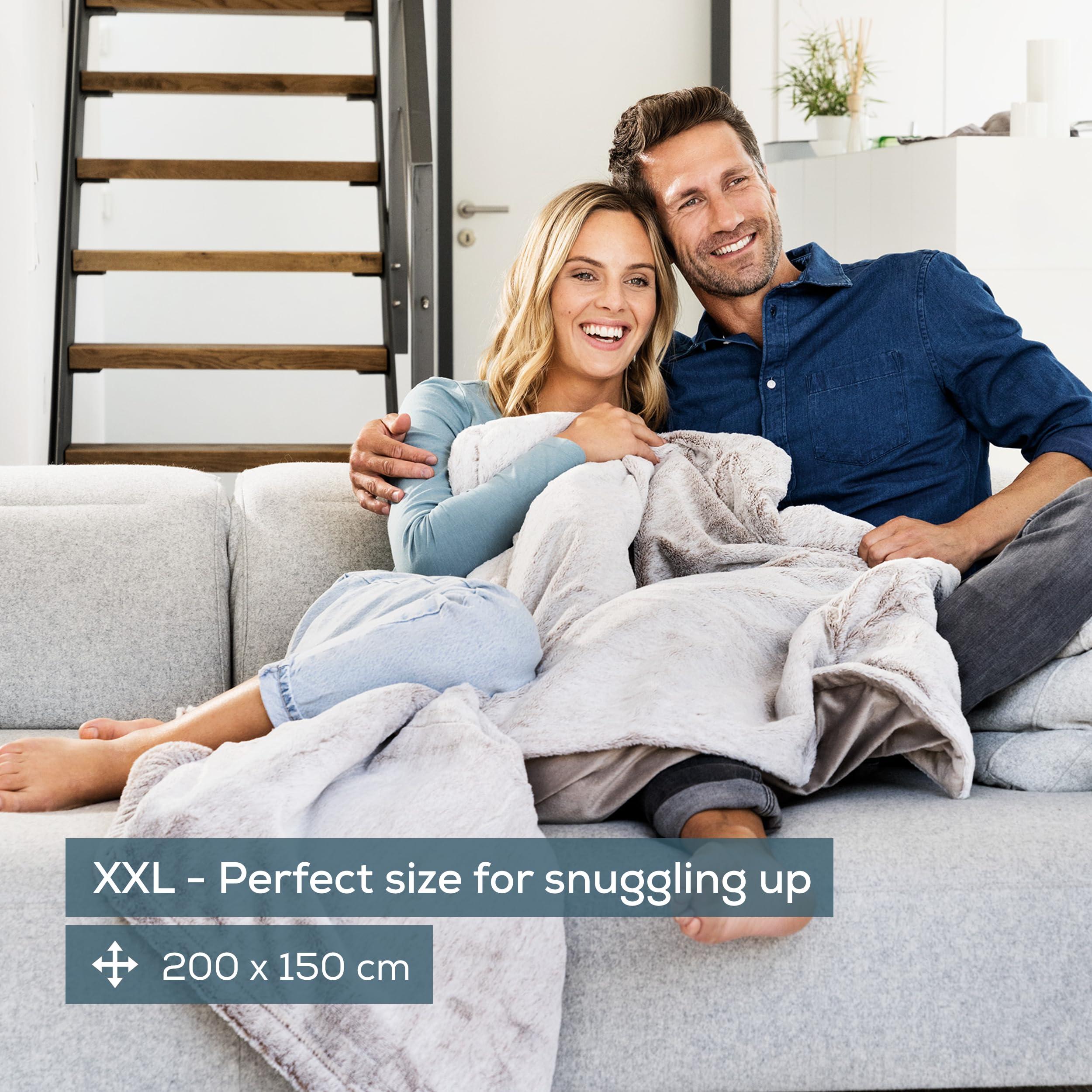 Beurer Beurer HD150 XXL UK Cosy Nordic Electric Blanket with 6 Temperature Settings, Soft Heated Throw with Luxurious Faux Fur, Automatic Switch-Off & Safety System, Machine-Washable, 200 x 150 cm