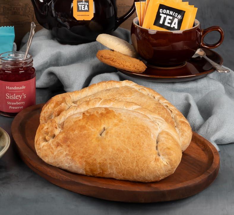 The Cornish Hamper Store Traditional Cornish Cream Tea For 2, Afternoon Tea, Hamper, Fresh Scones, Tea, Jam, Roddas Clotted Cream Cornish Biscuits 2 Traditonal Steak Pasties - Gift for Dad, Gift For HIm, FathersDay