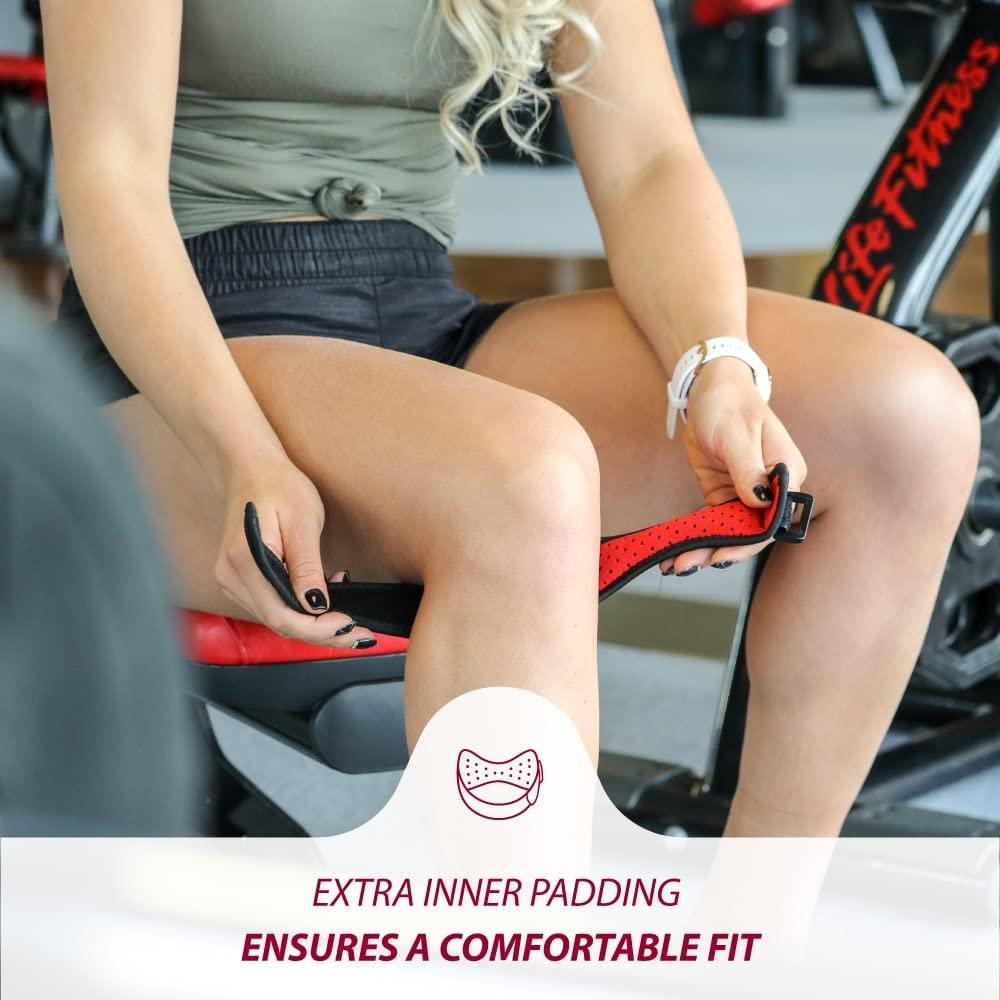 KARM KARM Patella Tendon Knee Strap - Knee Joint Pain Relief Support Brace for Running, Osgood Schlatter, Walking, Hiking - Patellar Tendon Strap Knee Band for Women & Men (Regular Size, Black Single)