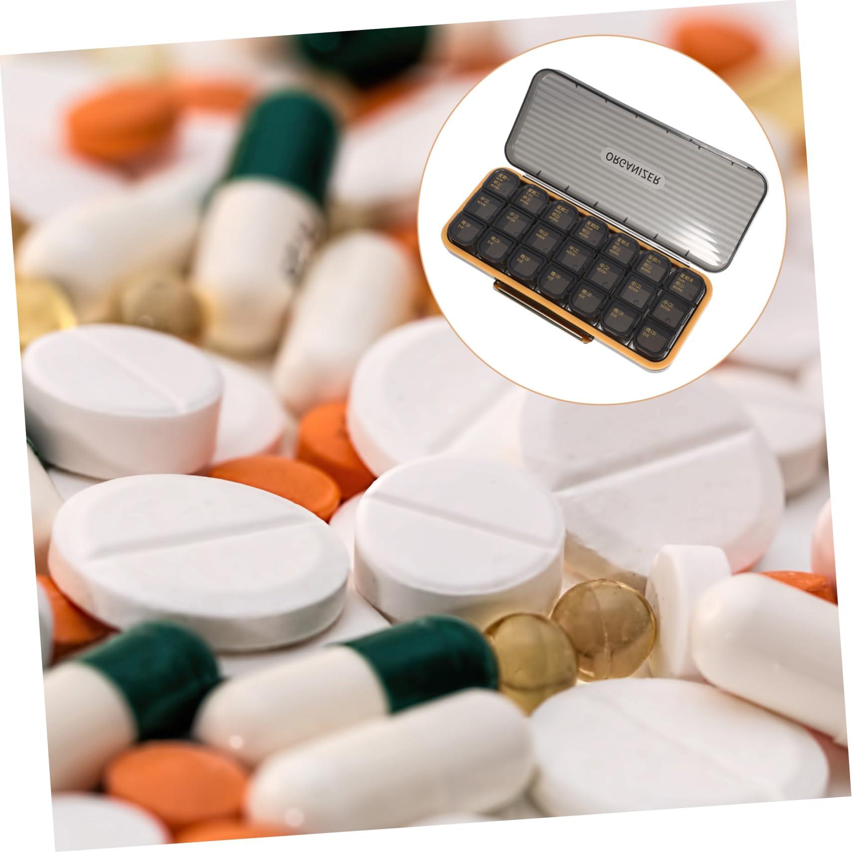 GOOHOCHY GOOHOCHY Portable Weekly Pill Organizer Compartments Travel-Friendly Medicine Storage Box for Easy Dispensing for Seniors and Outdoor Use Black