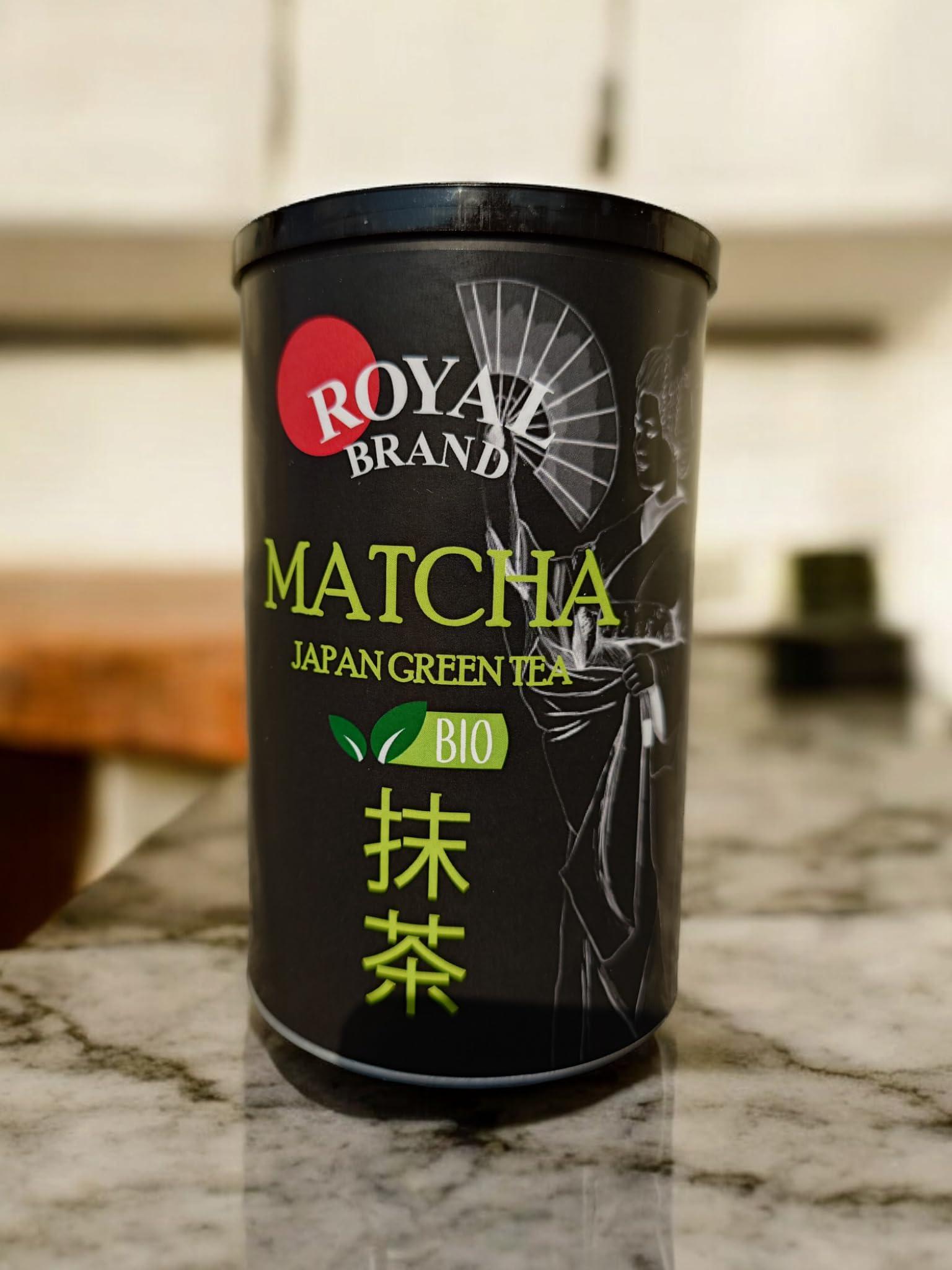 Royal Brand Royal Brand Matcha Set 100 g Organic Matcha Powder and Matcha Broom in Gift Box with Cute Cat Matcha Tea Powder Organic Original Green Tea from Japan Japanese Ideal for Drinking Green Tea for Latte